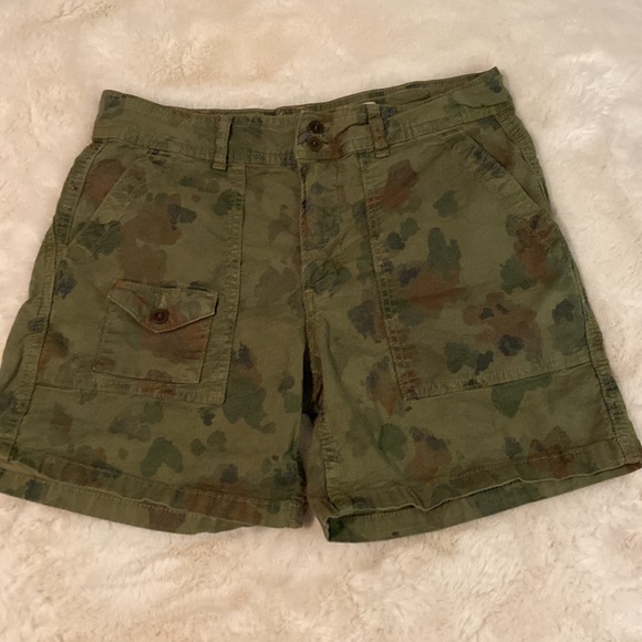 Anthropologie the wanderer Camo shorts Sz 28 - Picture 6 of 6
